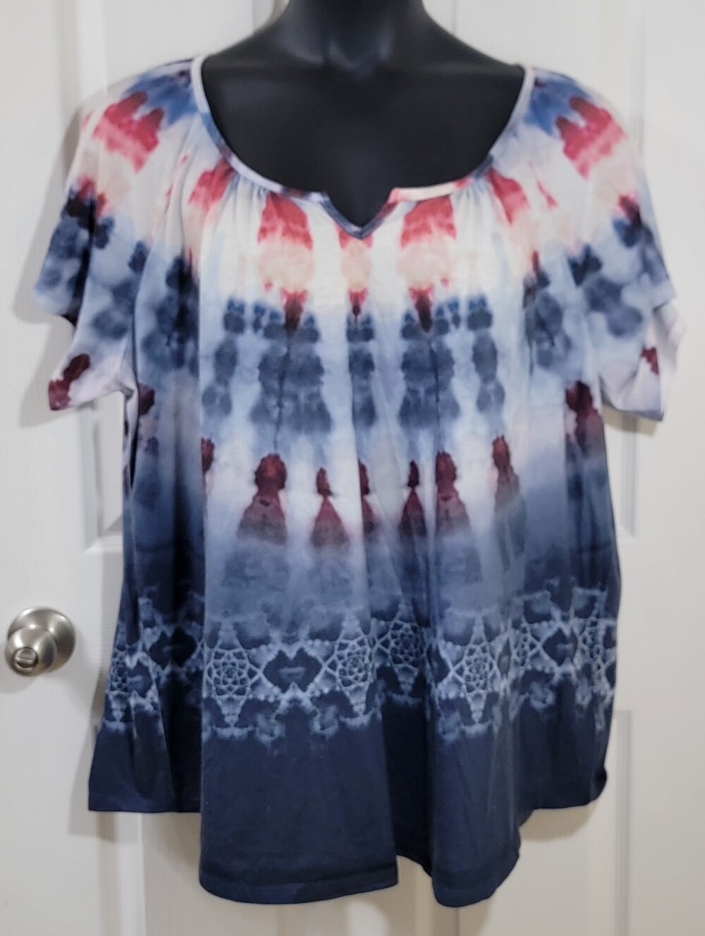 One World Live and Let Live Women's 3X Tie Dye Medallion Top Blue White Coral